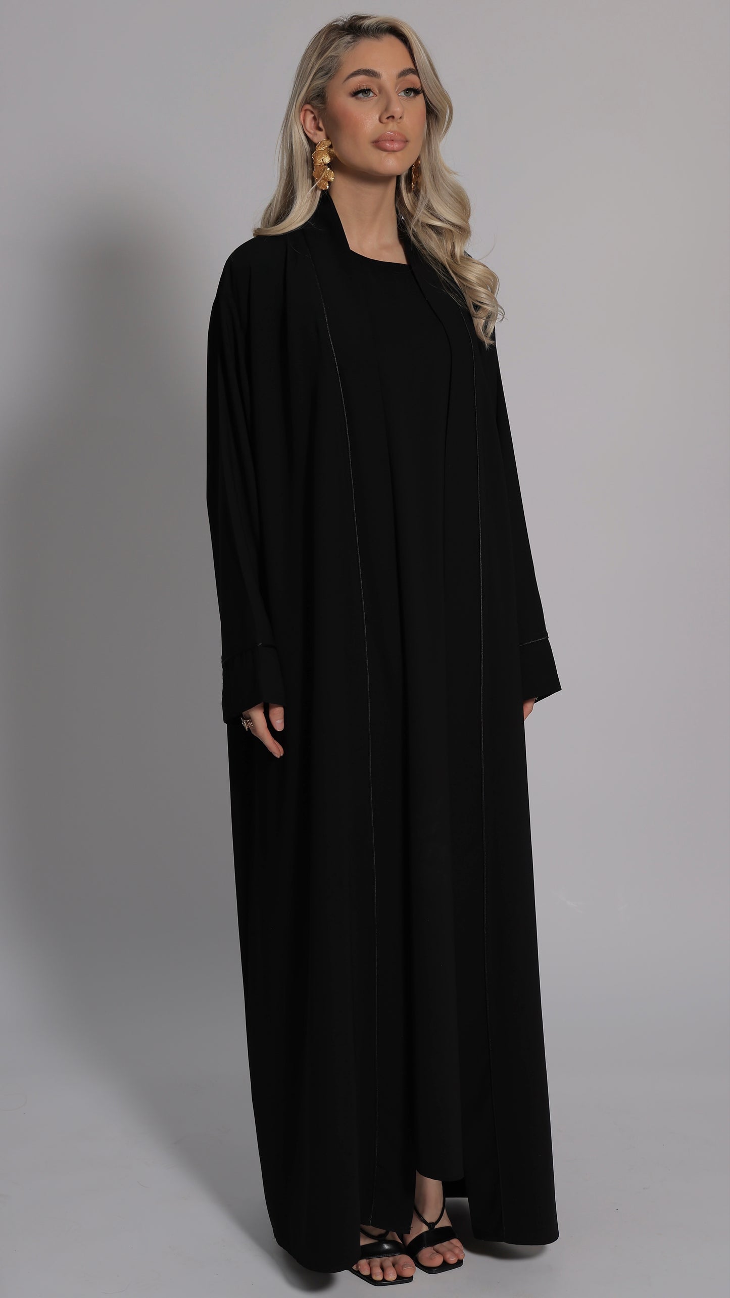 AMAR ABAYA | Midnight