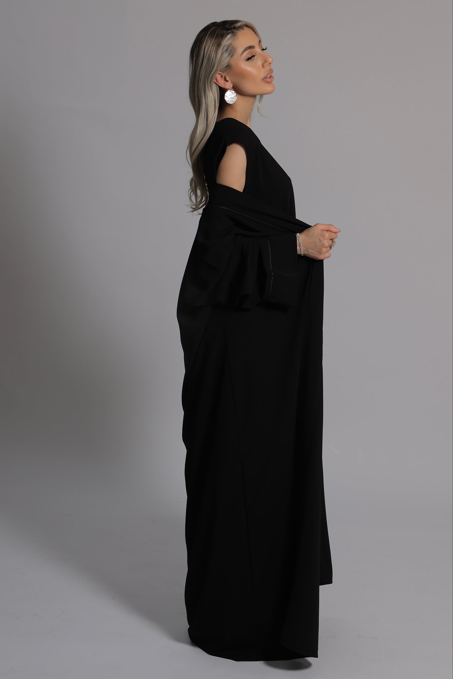 AMAR ABAYA | Midnight