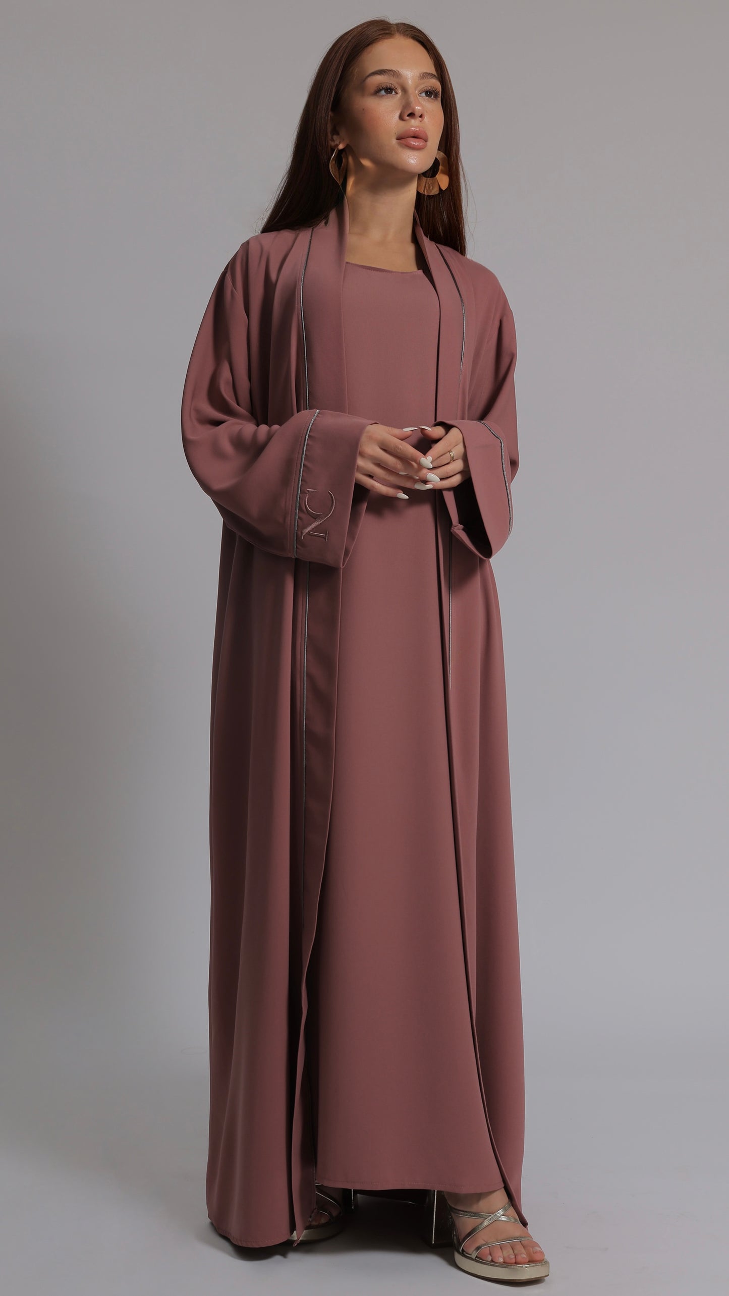 AMAR ABAYA | Rouge