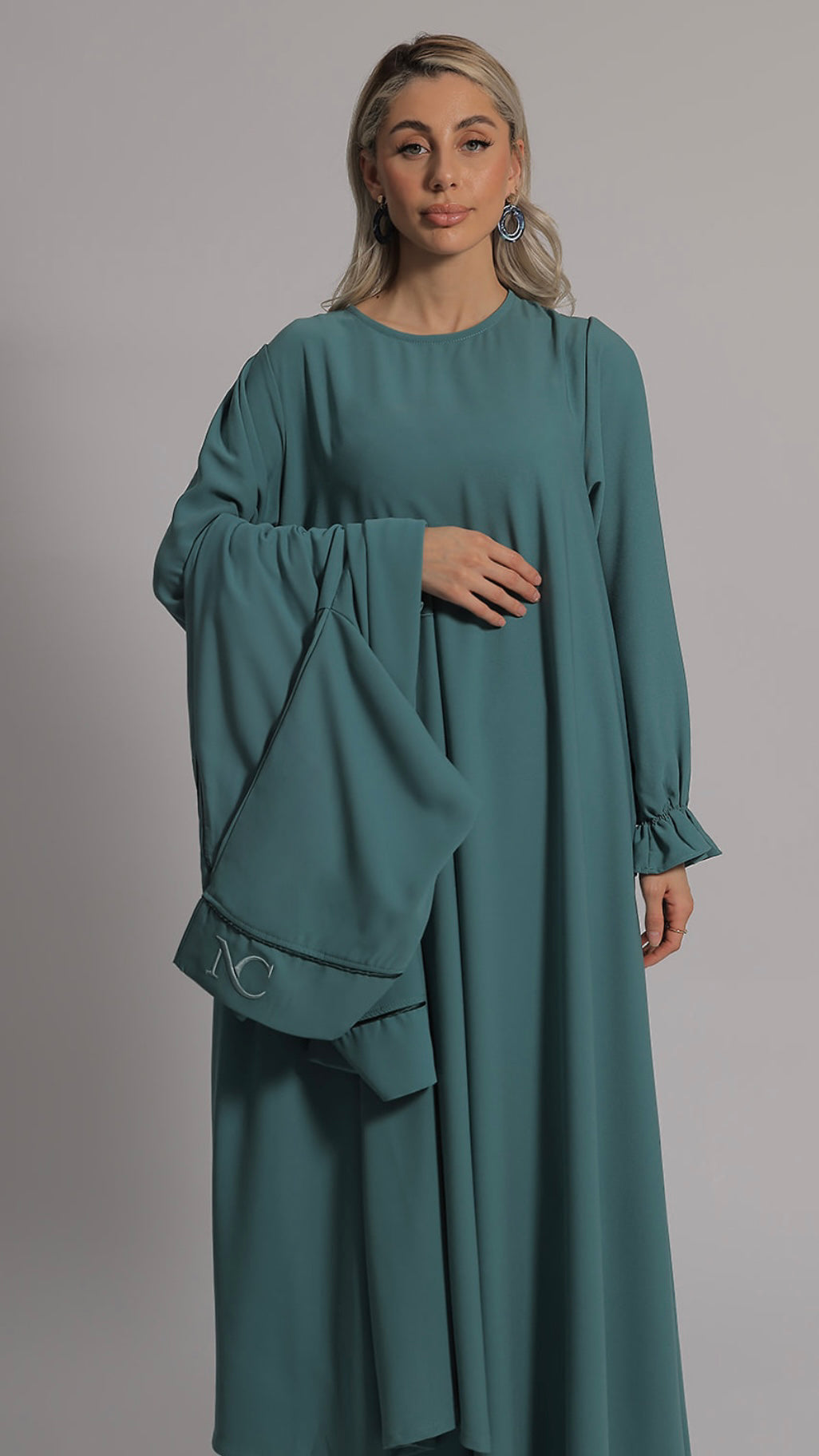 BAHIYA ABAYA | Tiffany